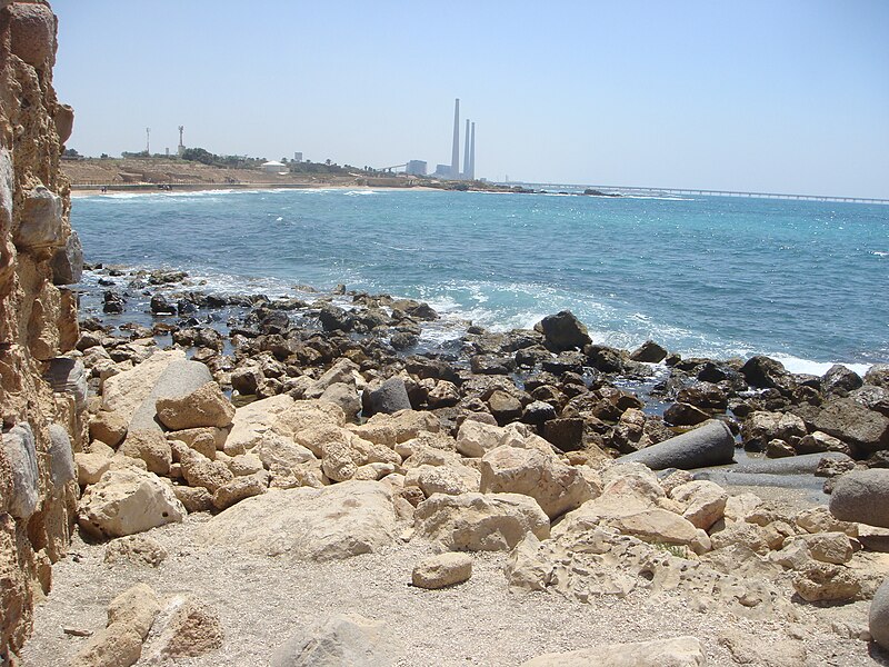 File:Caesarea Maritima Harbour DSC05248 (3).JPG