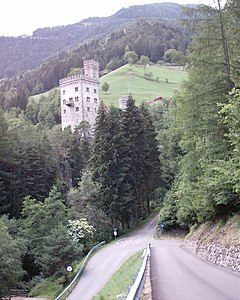 Château de Latzfons 2.jpg