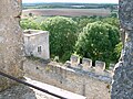 Château-fort de Druyes-les-belles-Fontaines, Yonne) -vue depuis la tour-porche