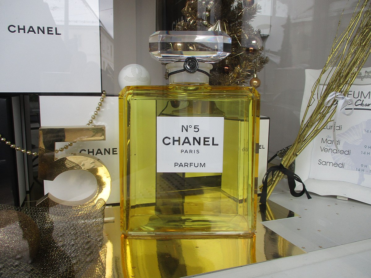 Les Parfums Chanel — Wikipédia