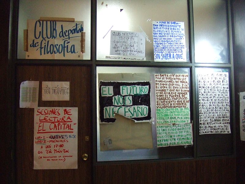 File:Complutense University of Madrid Philosophy Club advertises Marx's Das Kapital.jpg