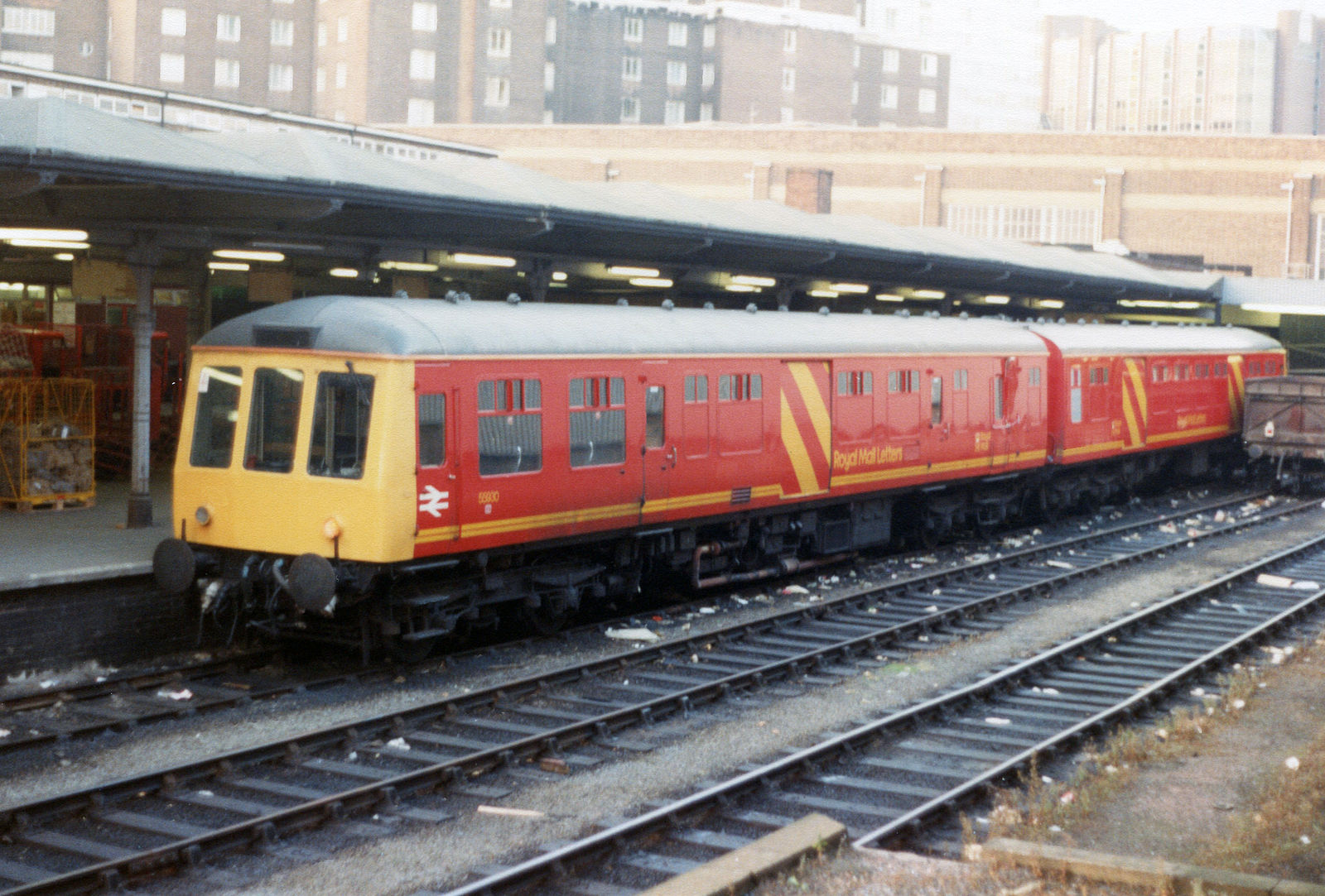 4 класс поездов. British Rail class 114. Поезд class 114. Railway Express Merry Christmas 4299-62.