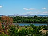 Danubio en Braila - montañas Macin en el fondo.jpg