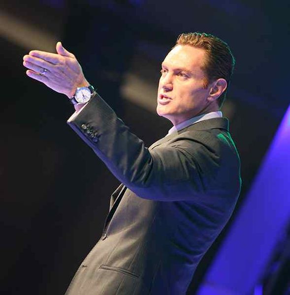 File:Darren Hardy.jpg