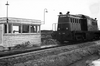 Diesel-electric locomotief no.  602 van de Nederlandse Spoorwegen op de weegbrug te Schoonebeek (NAM-spoorlijn) .png