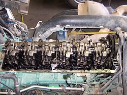 Multi-valve - Wikipedia volvo d12 truck engines diagram 