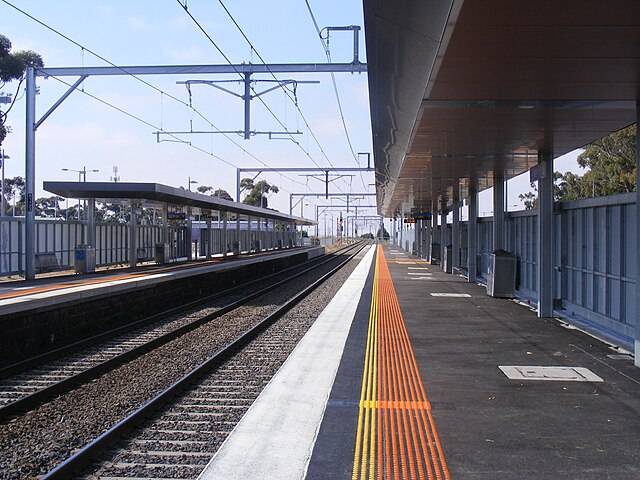 Platforms at Diggers Rest station on the Sunbury line, November 2012.