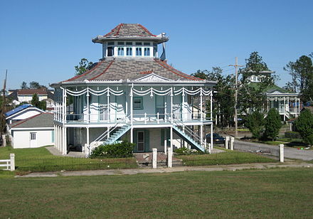"Steamboat Houses" in the Lower 9th Ward