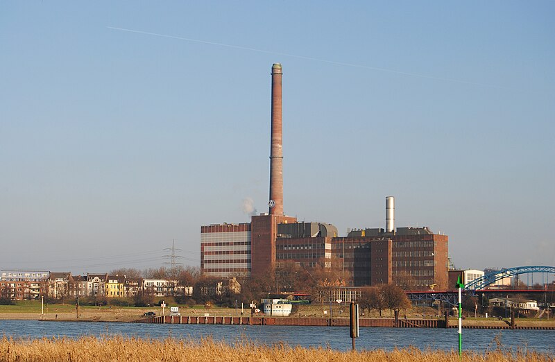 File:Duisburg, Kraftwerk Hermann Wenzel, 2011-01 CN-01.jpg