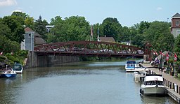 Bron över Eirekanalen i Fairport.