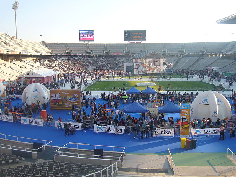 File:Estadi de Montjuic - festa super3 - 2010.JPG