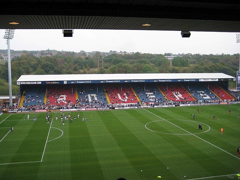 File:Ewood Park - panoramio - Flippo (1).jpg