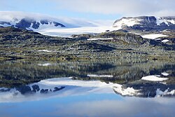 Finse: Stølene, Alice Lister Fangen, Flyplass på Hardangerjøkulen