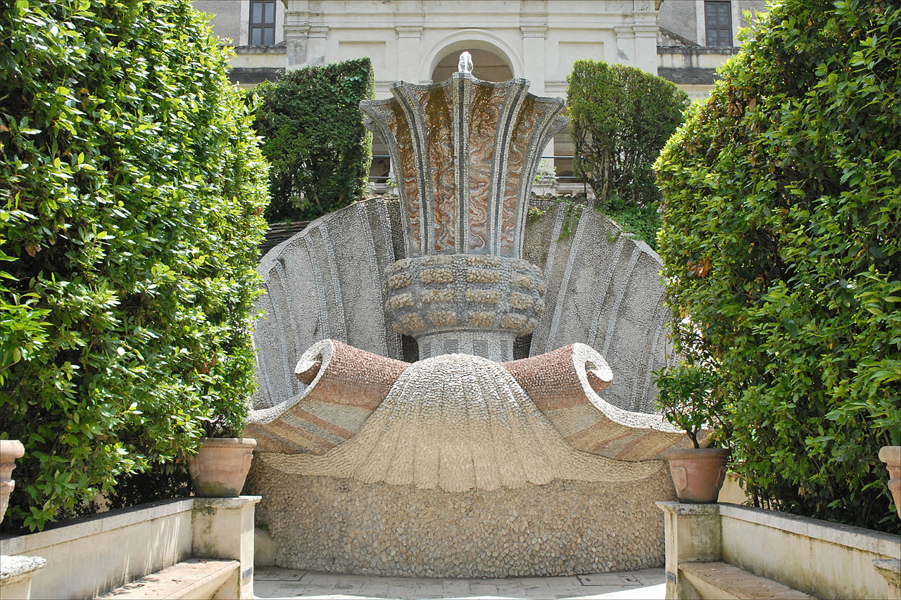 Fontana del Bicchierone (Tivoli) (5868499507).jpg