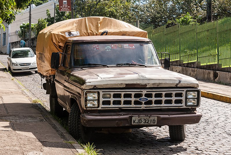 File:Ford F-4000 20150715-DSC05376.JPG