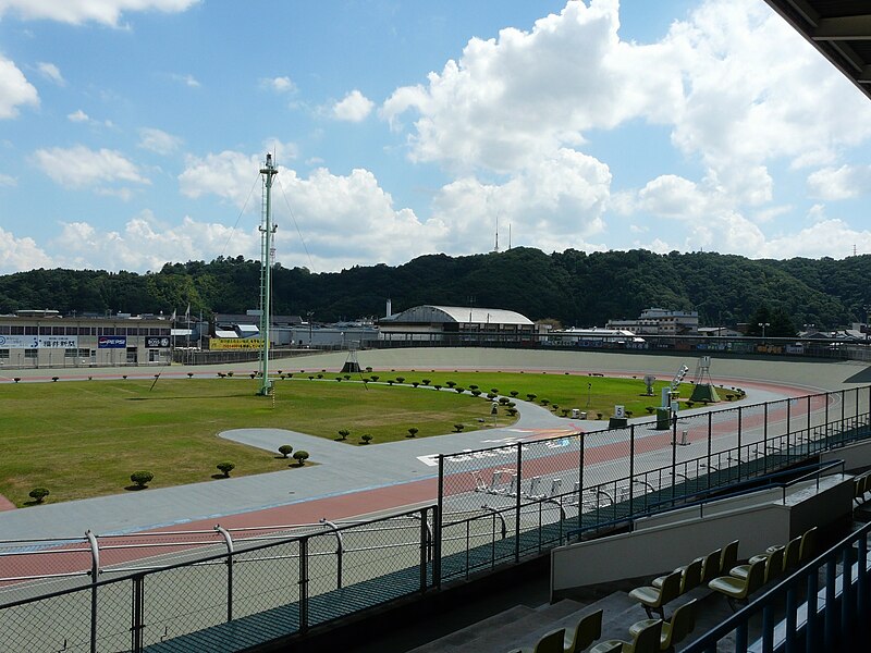 File:Fukui-keirin-5.jpg