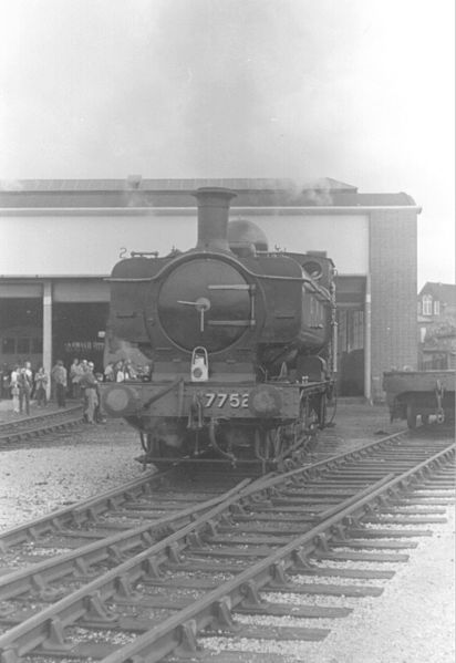 File:GWR 0-6-0PT 7752 Tyseley Open Day, Birmingham 1969 (1) (10253526006).jpg