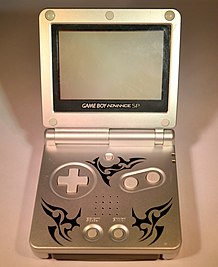 Game Boy Advance SP - Wikipedia