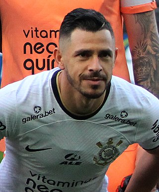 <span class="mw-page-title-main">Giuliano de Paula</span> Brazilian footballer