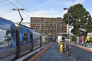 Stasiun kereta api Glen Waverley