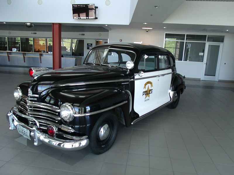 File:Glendale-1947 Police Car.jpg