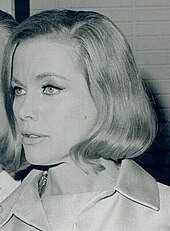 Honor Blackman in 1969 Honor Blackman (cropped).jpg