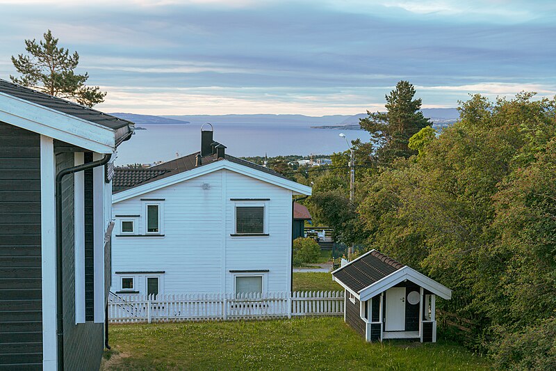 File:Husgruppe Block Watne Gjøvik 17.jpg