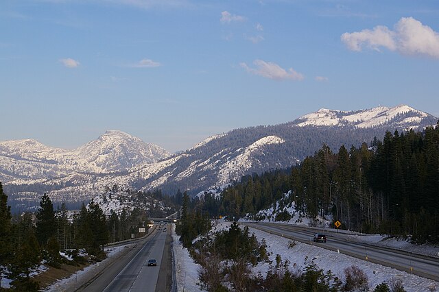 Looking northeast along I-80 in the Sierra Nevada from the Yuba Gap overpass