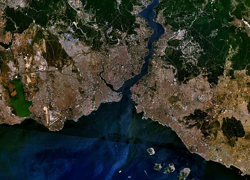 File:Istanbul-satelite.jpg