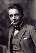 Jean Metzinger, photograph circa 1912. Unknown photographer, possibly Pierre Choumoff