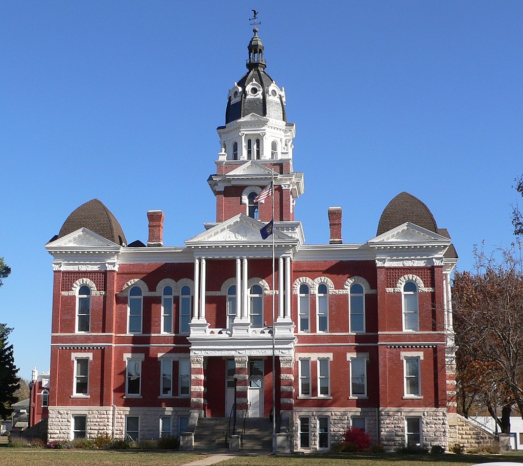 Johnson County, Nebraska courthouse from W 2