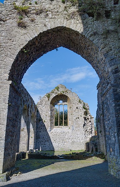 File:Kells Priory North Transept 2017 09 13.jpg