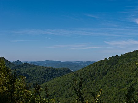 La Petite Montagne vue du Molard de la Justice, Jura, France.jpg