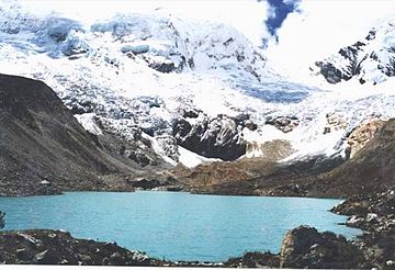 File:Lago_Palcacocha_2002.jpg