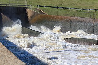 <span class="mw-page-title-main">Sulphur River</span> River in Texas and Arkansas in the United States