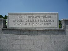 Mémorial et cimetière de Srebrenica-Potocari.JPG