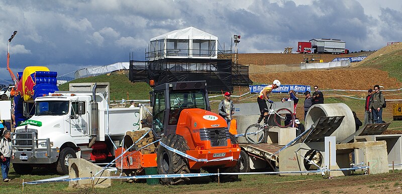 File:MTB Trials 8 Stevage.jpg