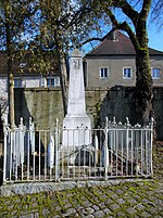 Monument aux morts de Frasne-les-Meulières