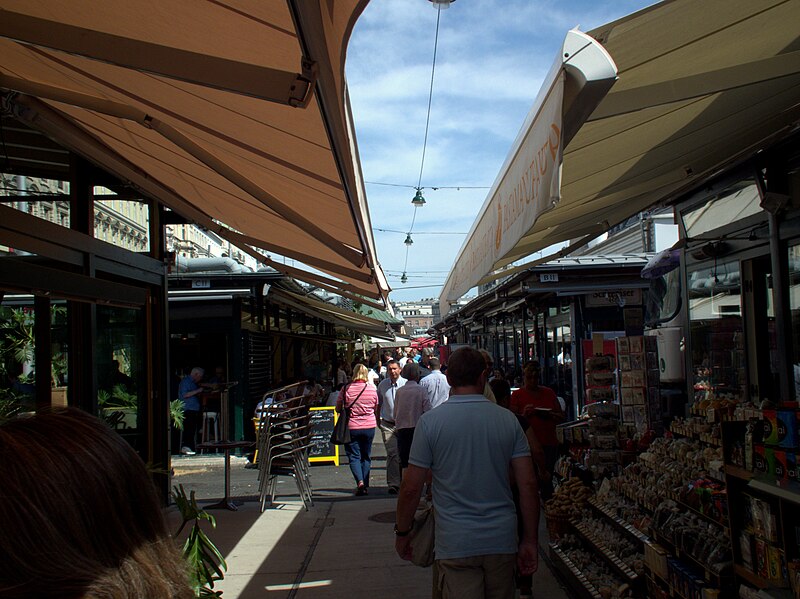 File:Naschmarkt Wien Mariahilf 025.jpg