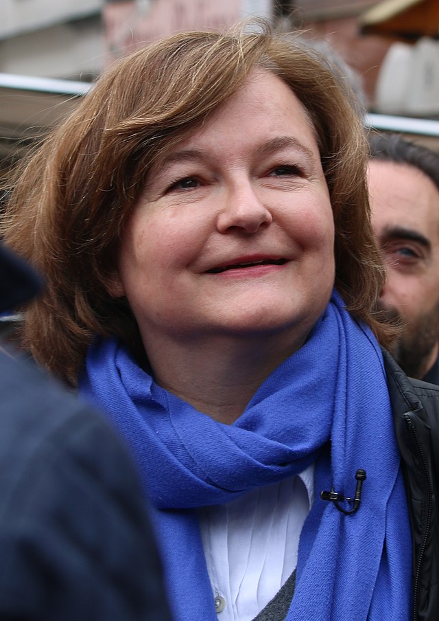 File:Nathalie Loiseau sur un marché durant la campagne des européennes  (cropped).jpg - Wikimedia Commons