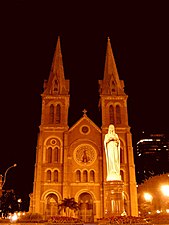 Nhà thờ về đêm