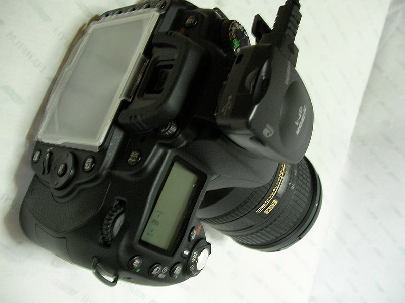 File:Nikon GPS GP-1 & D90 11.jpg