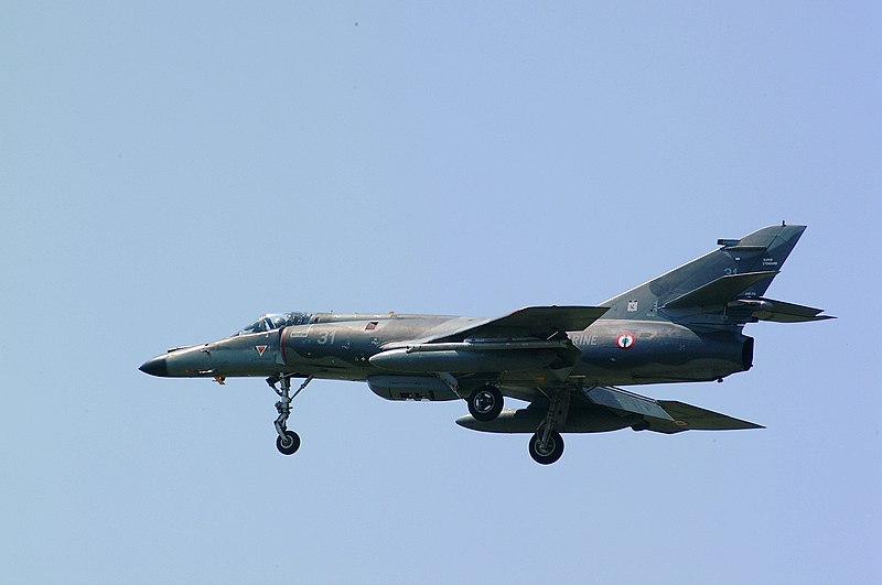 File:No. 31 Super Étendard Modernisé of 11 F Landivisiau (3217969396).jpg