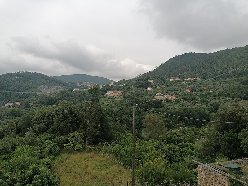 File:Panorama da Via Boragni - Boragni (Orco Feglino).jpg