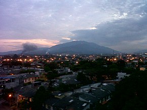 Panoramica del sur-oriente de Ibague.jpg