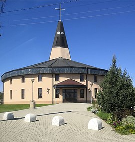 Pata, Kostol narodenia Panny Márie (nový).jpg