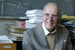 <span class="mw-page-title-main">Paul Wild (Swiss astronomer)</span> Swiss astronomer