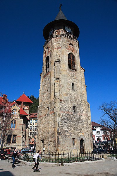 File:Piatra Neamt tower.JPG