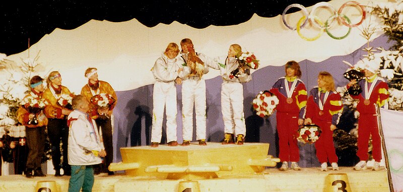 File:Podium relais 3×7,5 km - Les Saisies 1992-2.jpg