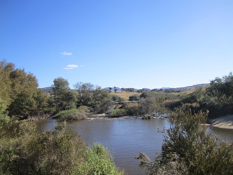 File:Point Hut Crossing, ACT.JPG